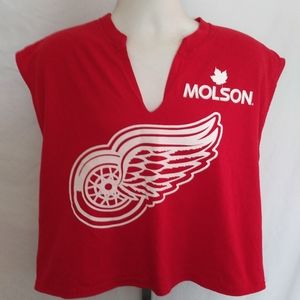 2006/2007 Detroit Red Wings Hockey Molson Beer Red V-neck Sleeveless T-shirt